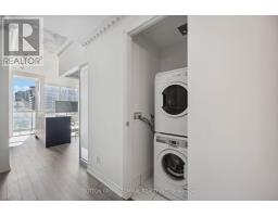 1607 - 88 Blue Jays Way, Toronto, ON M5V2G3 Photo 7