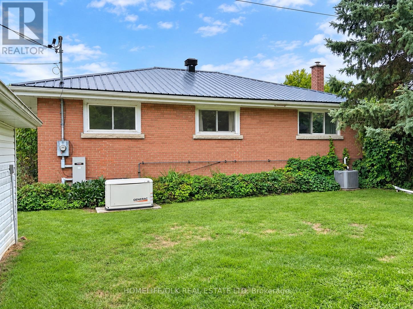 11 FAIRMONT PLACE, Brockville — photo 5