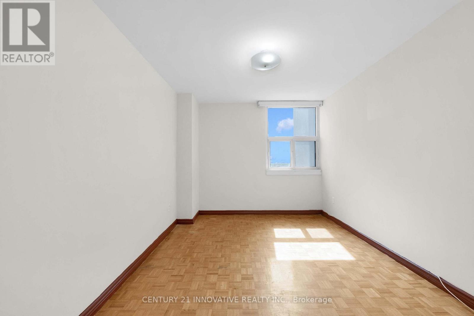 #1903 3 MASSEY SQUARE - 20