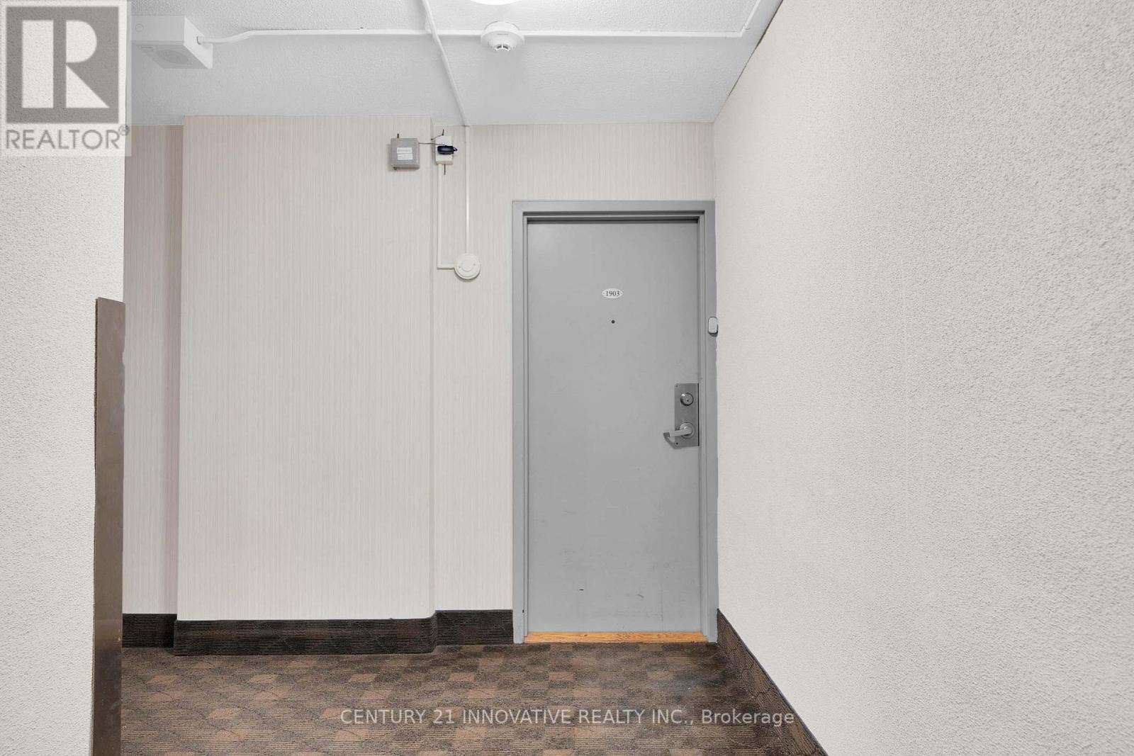 1903 - 3 MASSEY SQUARE, Toronto (Crescent Town) — photo 7