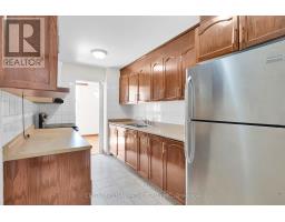 1903 - 3 Massey Square, Toronto, ON M4C5L5 Photo 16