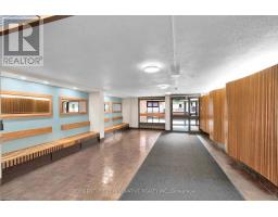 1903 - 3 Massey Square, Toronto, ON M4C5L5 Photo 6