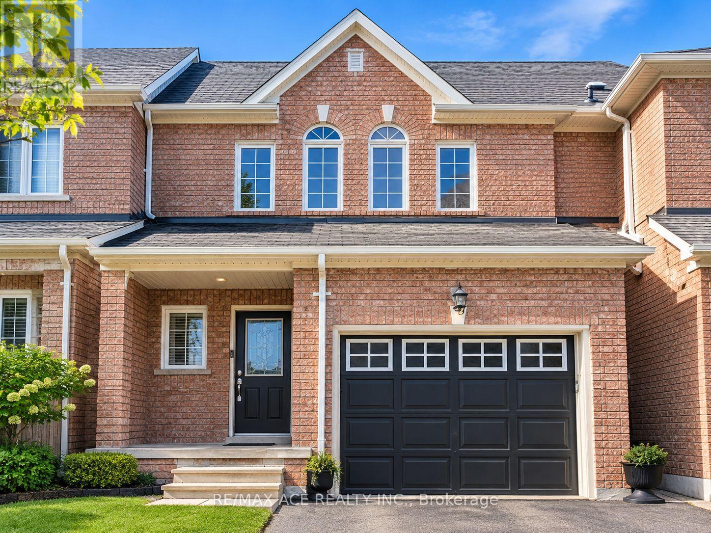 83 ROOT CRESCENT, Ajax (Northwest Ajax)