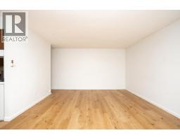 106 235 E 13th Street, North Vancouver, BC V7L2L6 Photo 15