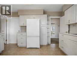 657 E Keith Road, North Vancouver, BC V7L1W4 Photo 14