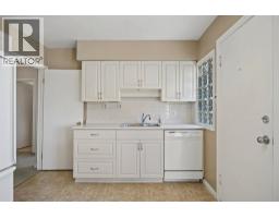 657 E Keith Road, North Vancouver, BC V7L1W4 Photo 15