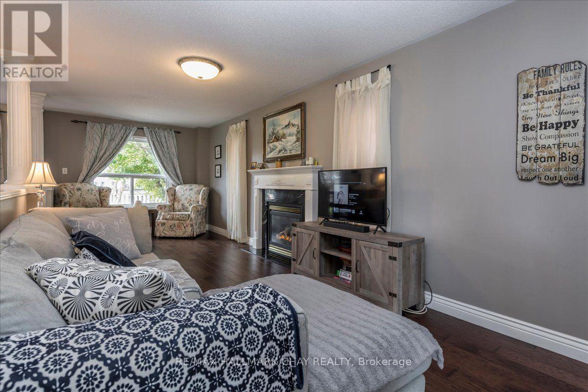 18 BEAR CREEK DRIVE - Image 17
