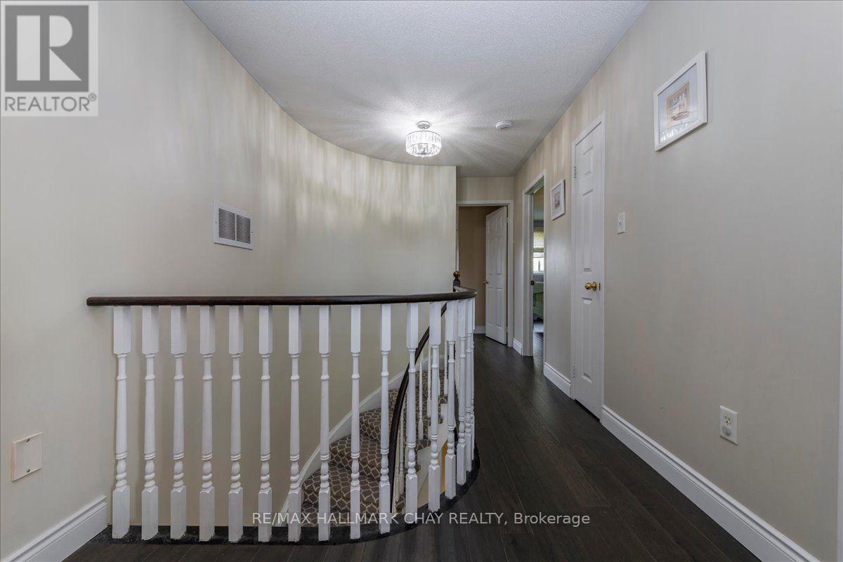18 BEAR CREEK DRIVE - Image 20