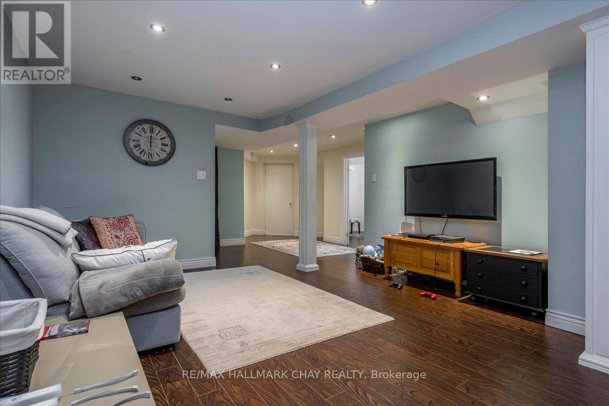 18 BEAR CREEK DRIVE - Image 29