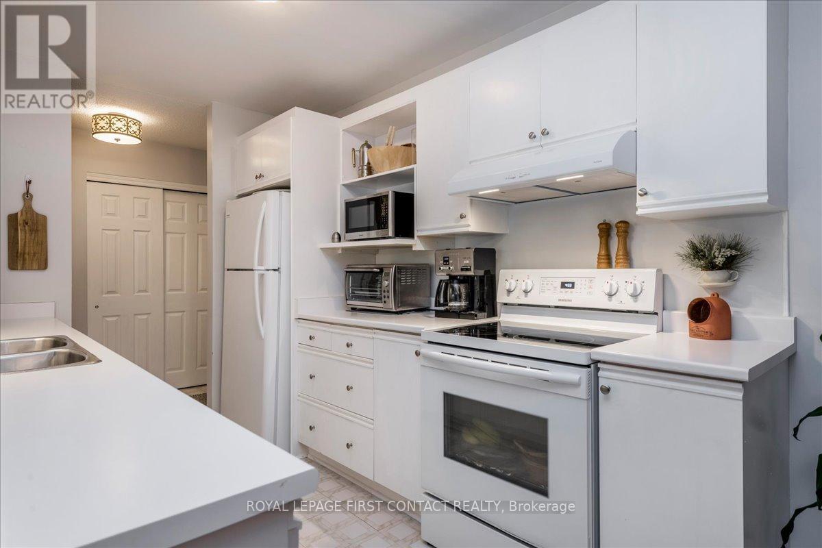 102 - 131 CLAPPERTON STREET, Barrie (Wellington) — photo 5