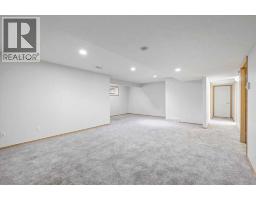 Bedroom - 765 Qualicum Beach Bay, Chestermere, AB T1X1J1 Photo 12