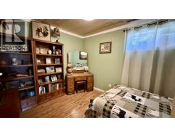 4867 Gloinnzun Drive, 108 Mile Ranch, BC V0K2Z0 Photo 22