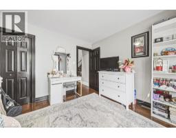 581 Holly Hill Crescent, Burlington, ON L7L3Z8 Photo 19