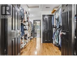 4pc Bathroom - 581 Holly Hill Crescent, Burlington, ON L7L3Z8 Photo 14