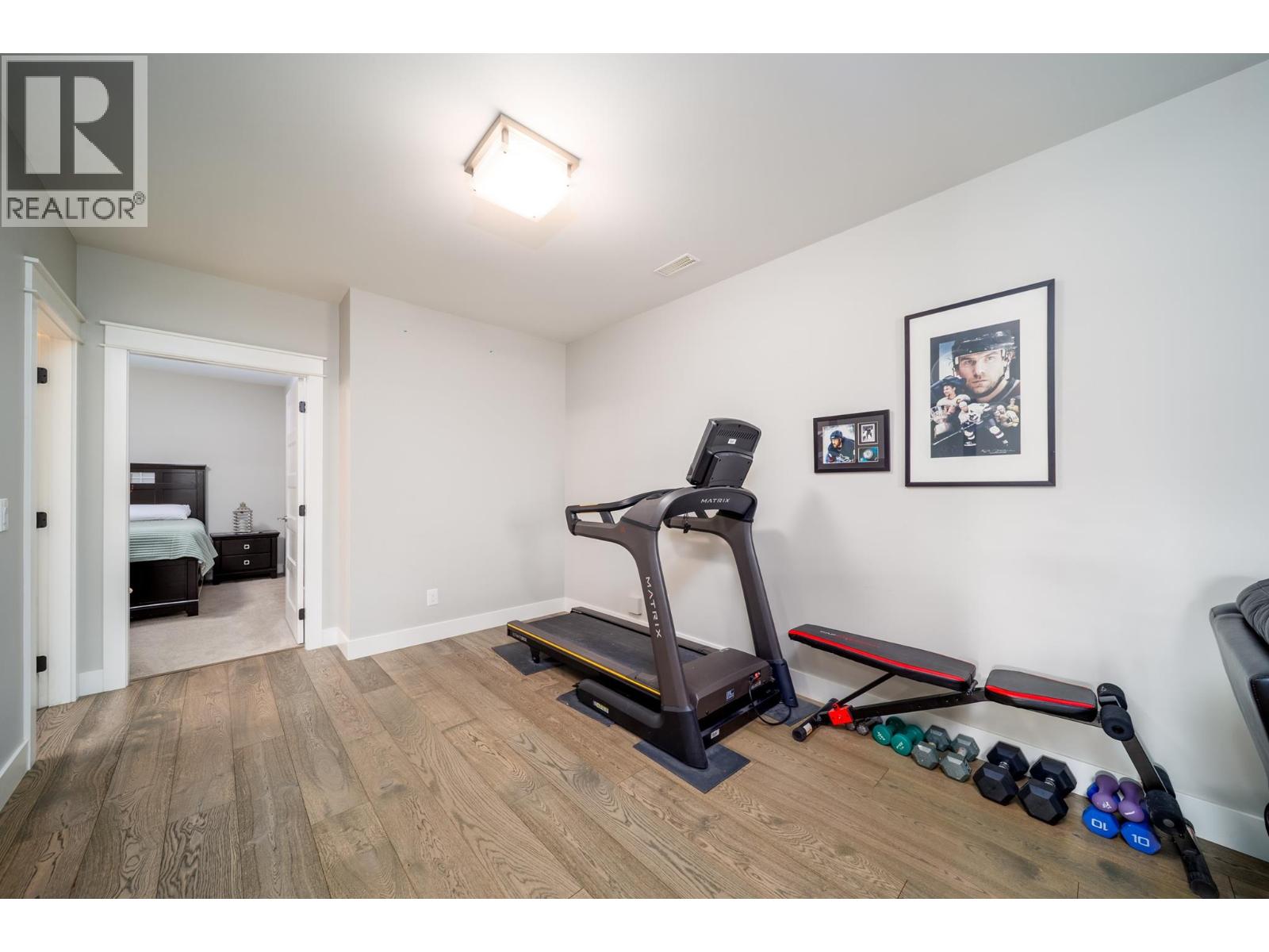 2588 Paramount Drive - Image 27