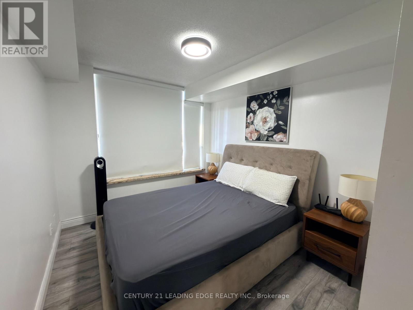 #2019 3888 DUKE OF YORK BOULEVARD - 14