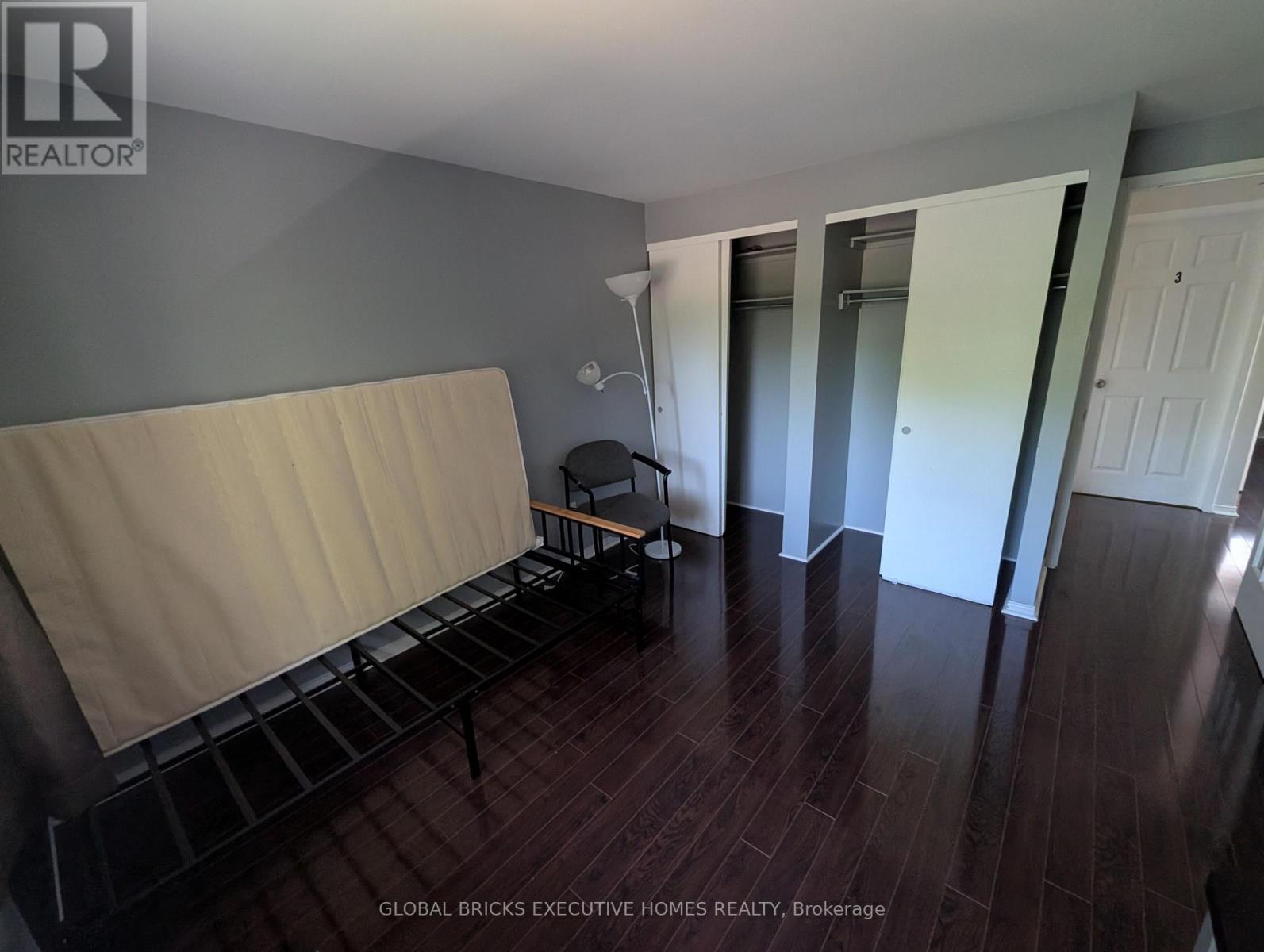 ROOM#2 - 5 ONSLOW COURT, Oakville (CP College Park) — photo 5