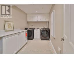 208 Mineola Road W, Mississauga, ON L5G2C7 Photo 38