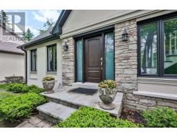 Workshop - 208 Mineola Road W, Mississauga, ON L5G2C7 Photo 6