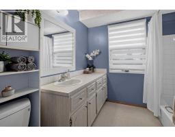 3881 Fonda Way Se, Calgary, AB T2A5R4 Photo 18