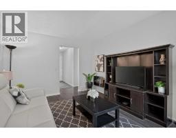 4pc Bathroom - 3881 Fonda Way Se, Calgary, AB T2A5R4 Photo 6