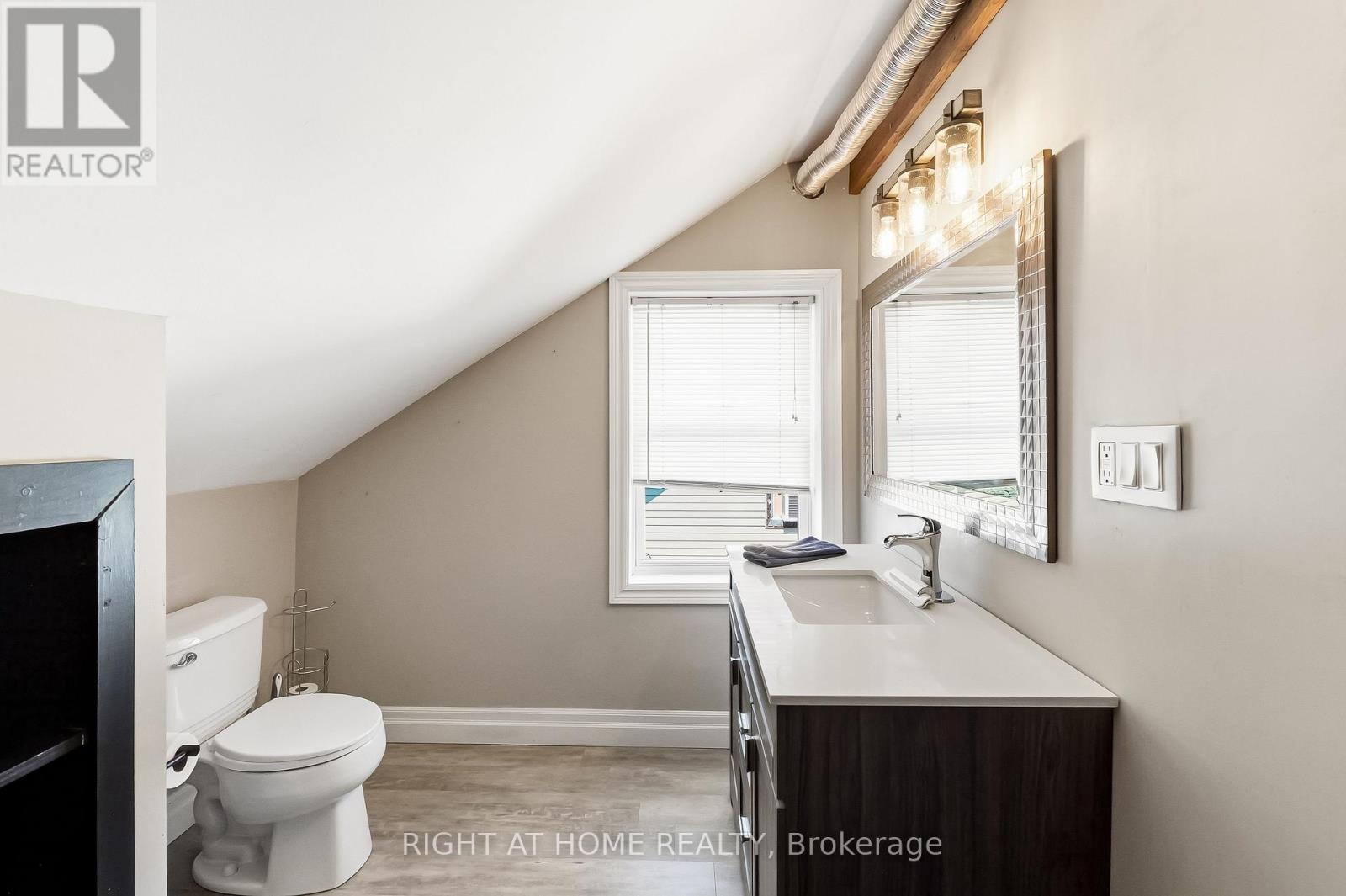 55 FRONT STREET EAST - Image 23
