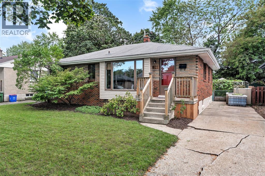 531 ISACK DRIVE - 3
