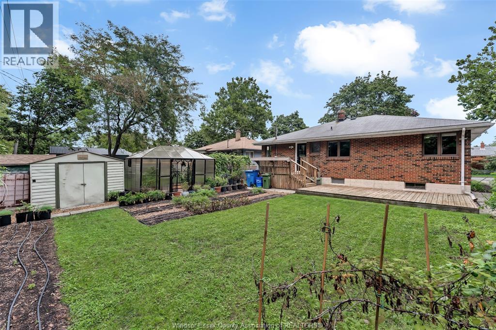 531 ISACK DRIVE - 7