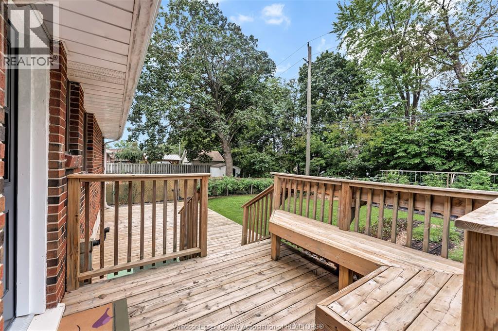 531 ISACK DRIVE - 9