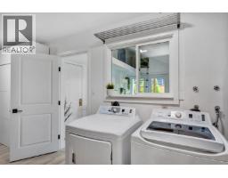 1401 Apel Drive, Port Coquitlam, BC V3B2V1 Photo 23