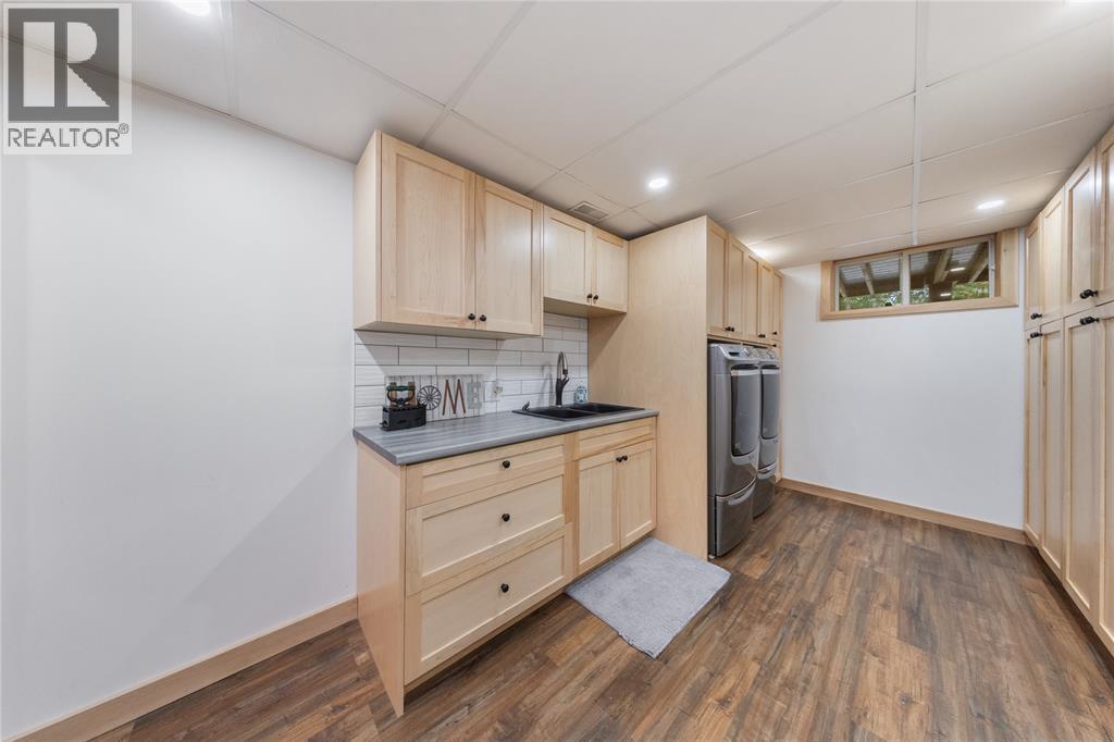 1 MILLER LAKE ROAD - Image 31