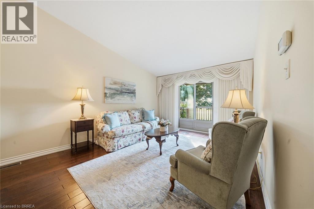 #23 24 GRIFFITHS Drive - Image 16