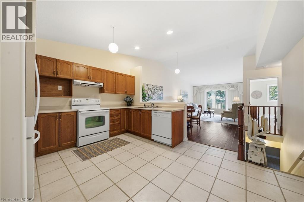 #23 24 GRIFFITHS Drive - Image 8