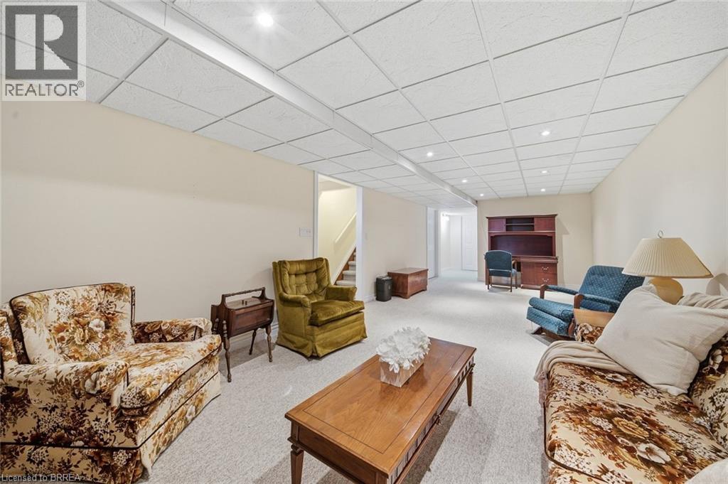 #23 24 GRIFFITHS Drive - Image 27