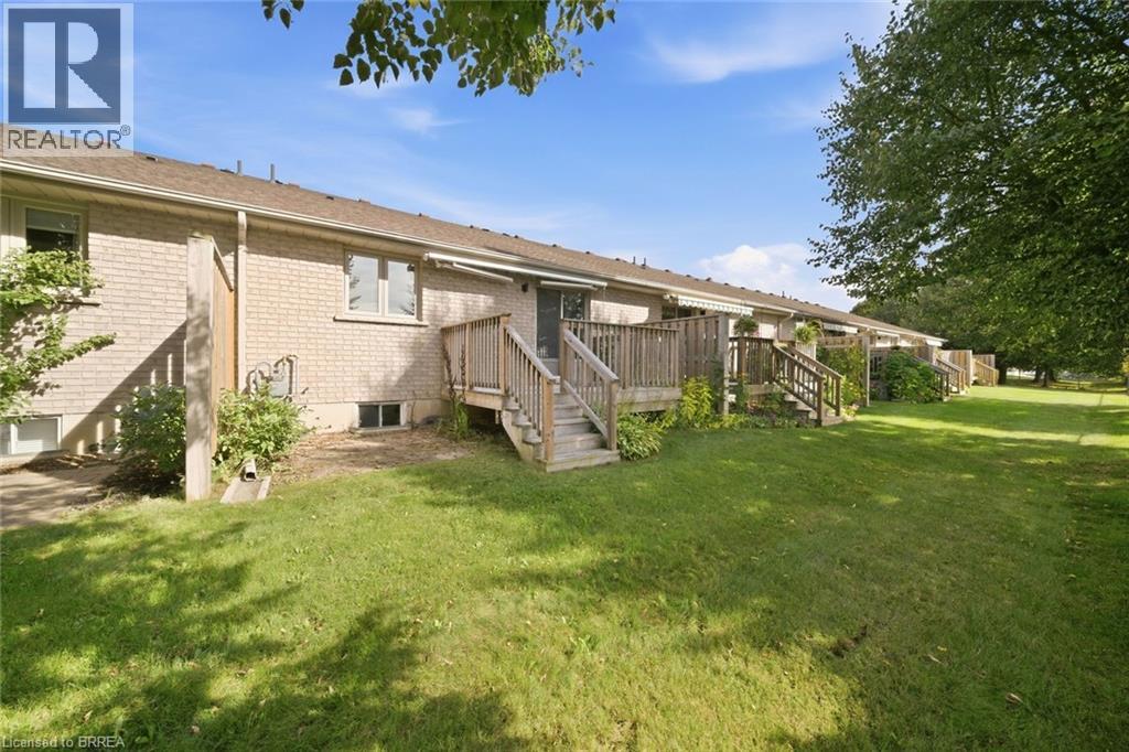 #23 24 GRIFFITHS Drive - 33