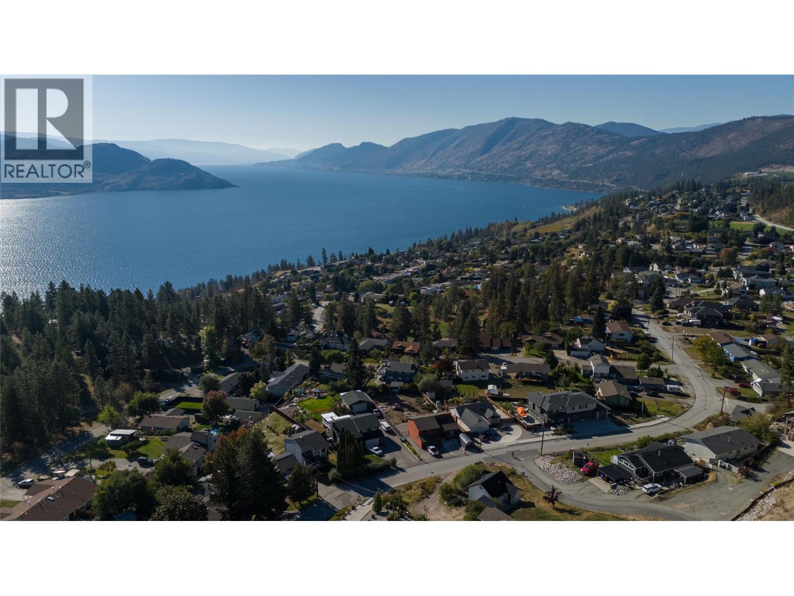 5940 Victoria Street, Peachland