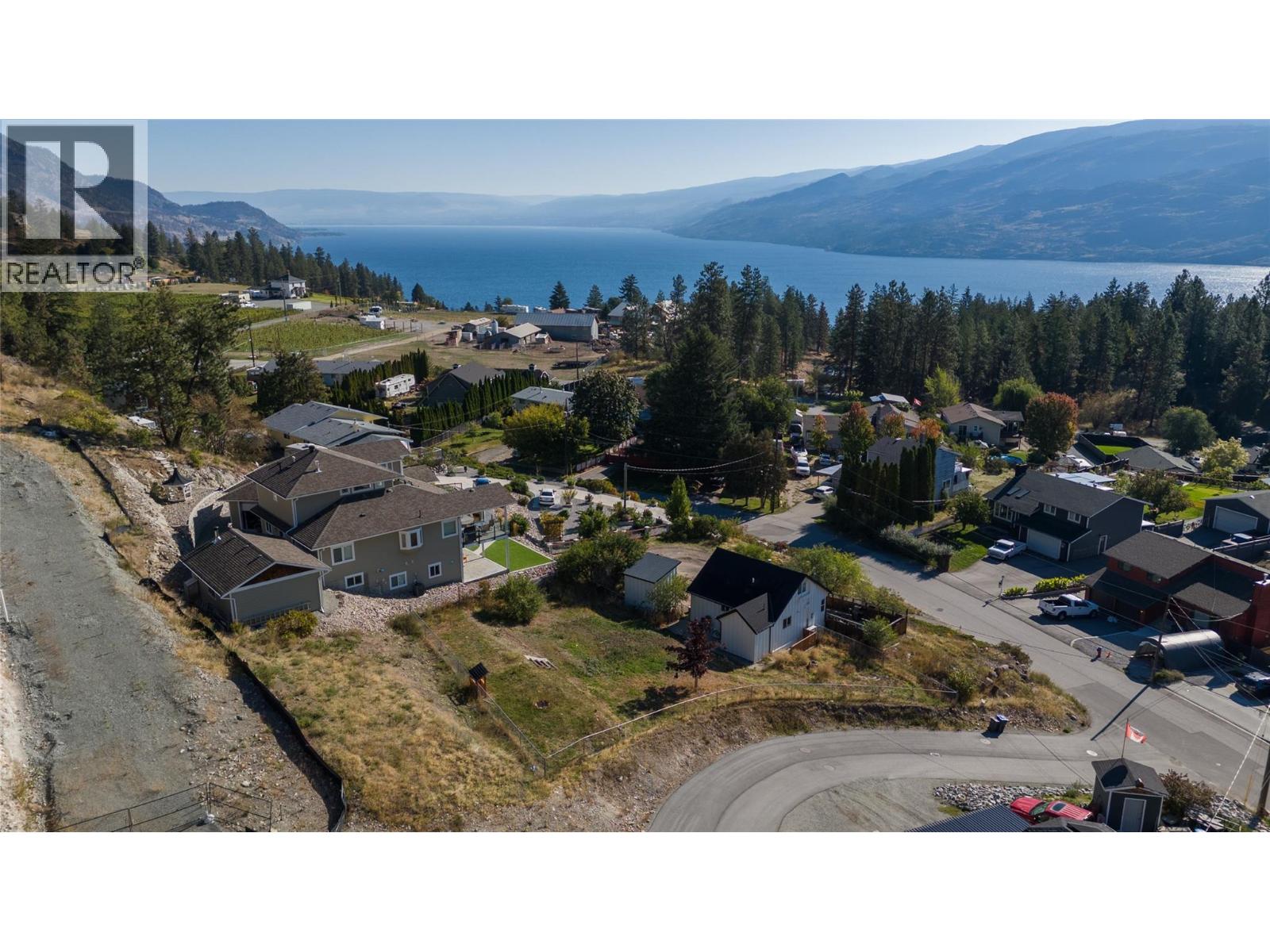 5940 Victoria Street, Peachland