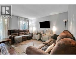 Bedroom - 3429 Cedarille Drive Sw, Calgary, AB T2W3J3 Photo 11