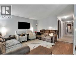 Kitchen - 3429 Cedarille Drive Sw, Calgary, AB T2W3J3 Photo 12