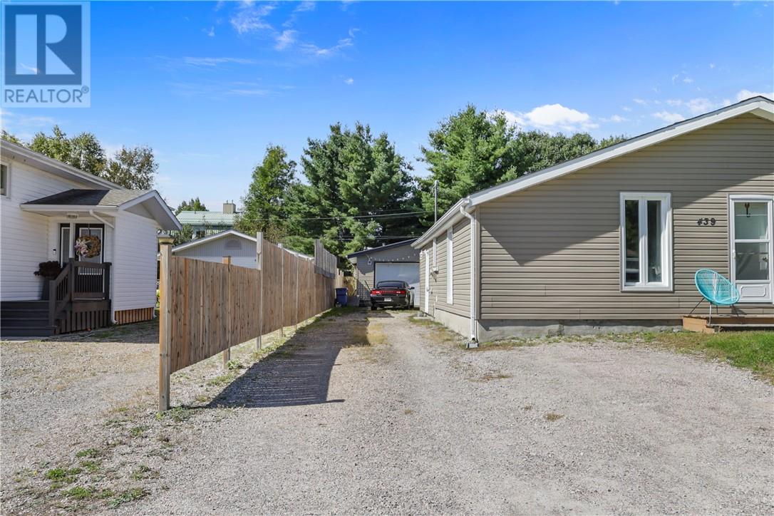 439 Mageau, Sturgeon Falls — photo 3