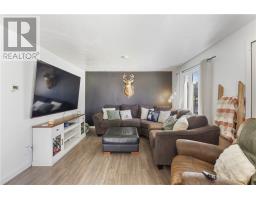 439 Mageau, Sturgeon Falls, ON P2B3G5 Photo 11
