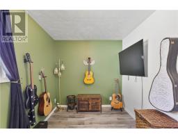 439 Mageau, Sturgeon Falls, ON P2B3G5 Photo 22