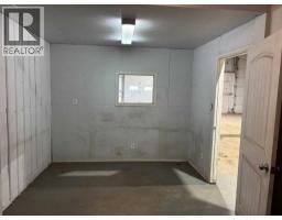 819 3 Avenue E, Brooks, AB T1R0G6 Photo 7