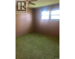 Kitchen - 2157 Fleury Street, Regina, SK S4N2M3 Photo 6