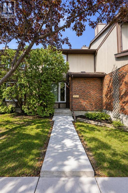 32, 6103 Madigan Drive NE, Calgary, Alberta, T2A5X9