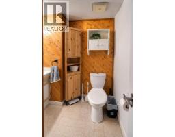 4pc Bathroom - 32, 6103 Madigan Drive Ne, Calgary, AB T2A5X9 Photo 8