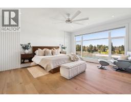 4pc Bathroom - 1911 52 Street Nw, Calgary, AB T3B1C3 Photo 27