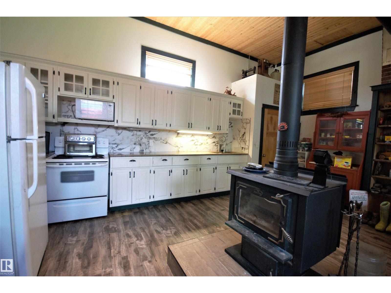 63513 Rge Rd 471, Rural Bonnyville M.D., Alberta, T9N2J6, Rural Bonnyville M.D., Alberta — photo 5 of 5