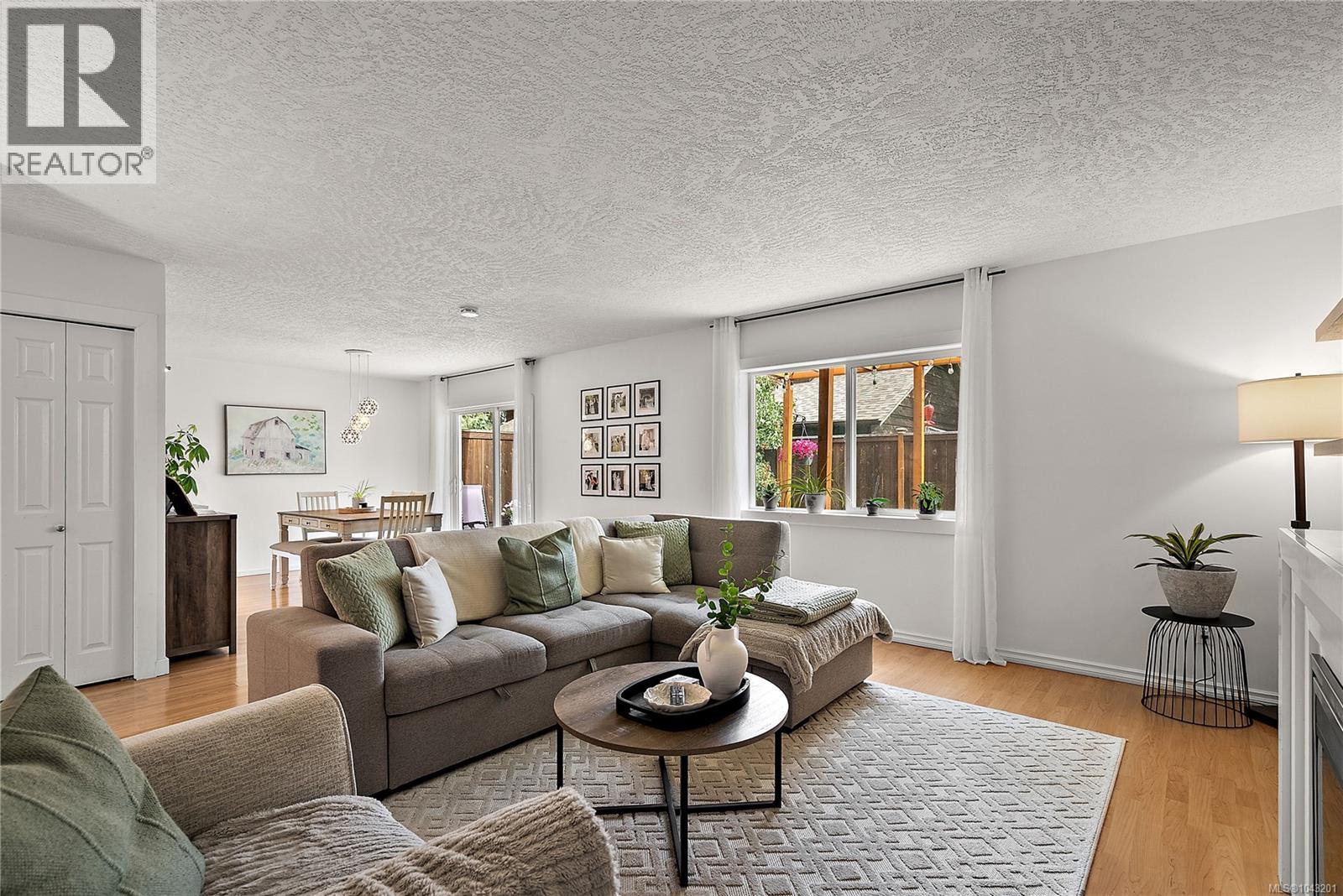 #8 2871 Peatt Rd - 6