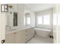 141 Creekstone Hill Sw, Calgary, AB T2X5G6 Photo 35